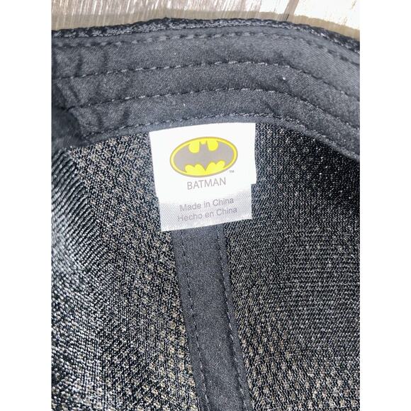 Batman Truckers Hat Cap Black Camo Chrome Bat Symbol Snapback Adjustable OSFM - Picture 8 of 9